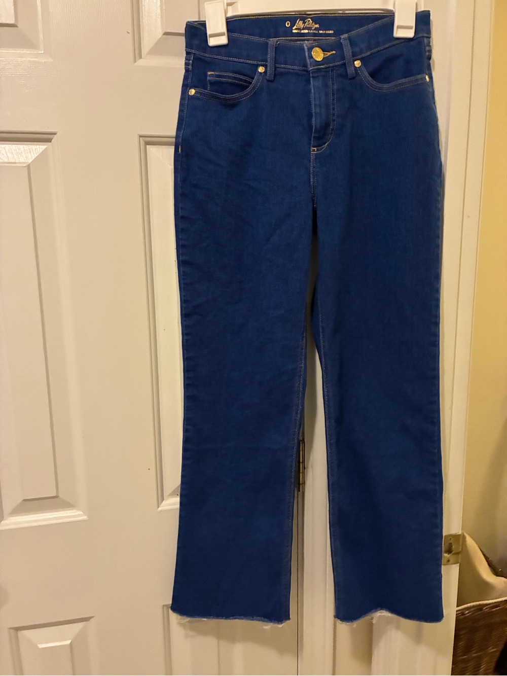Lilly Pulitzer medium blue Lindessa crop